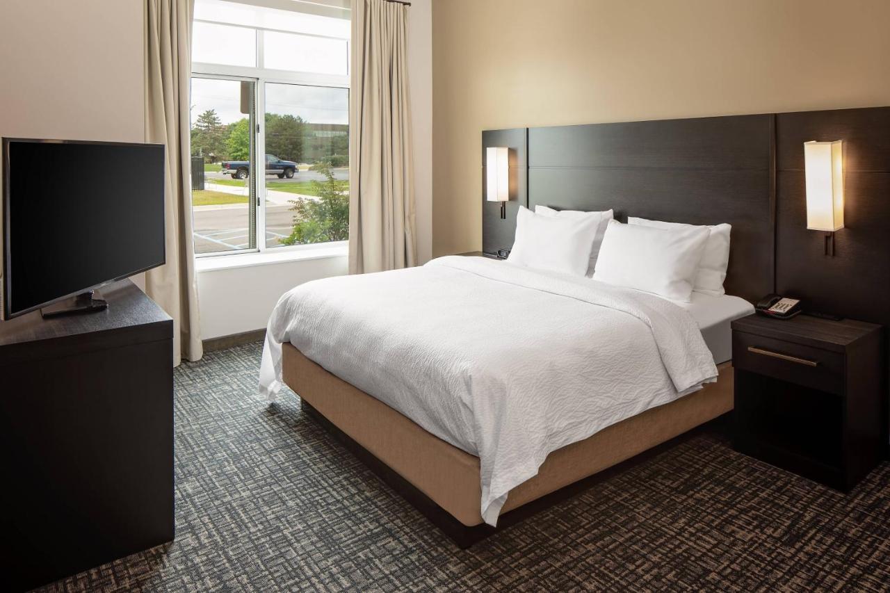 Residence Inn By Marriott Detroit Farmington Hills Exterior photo